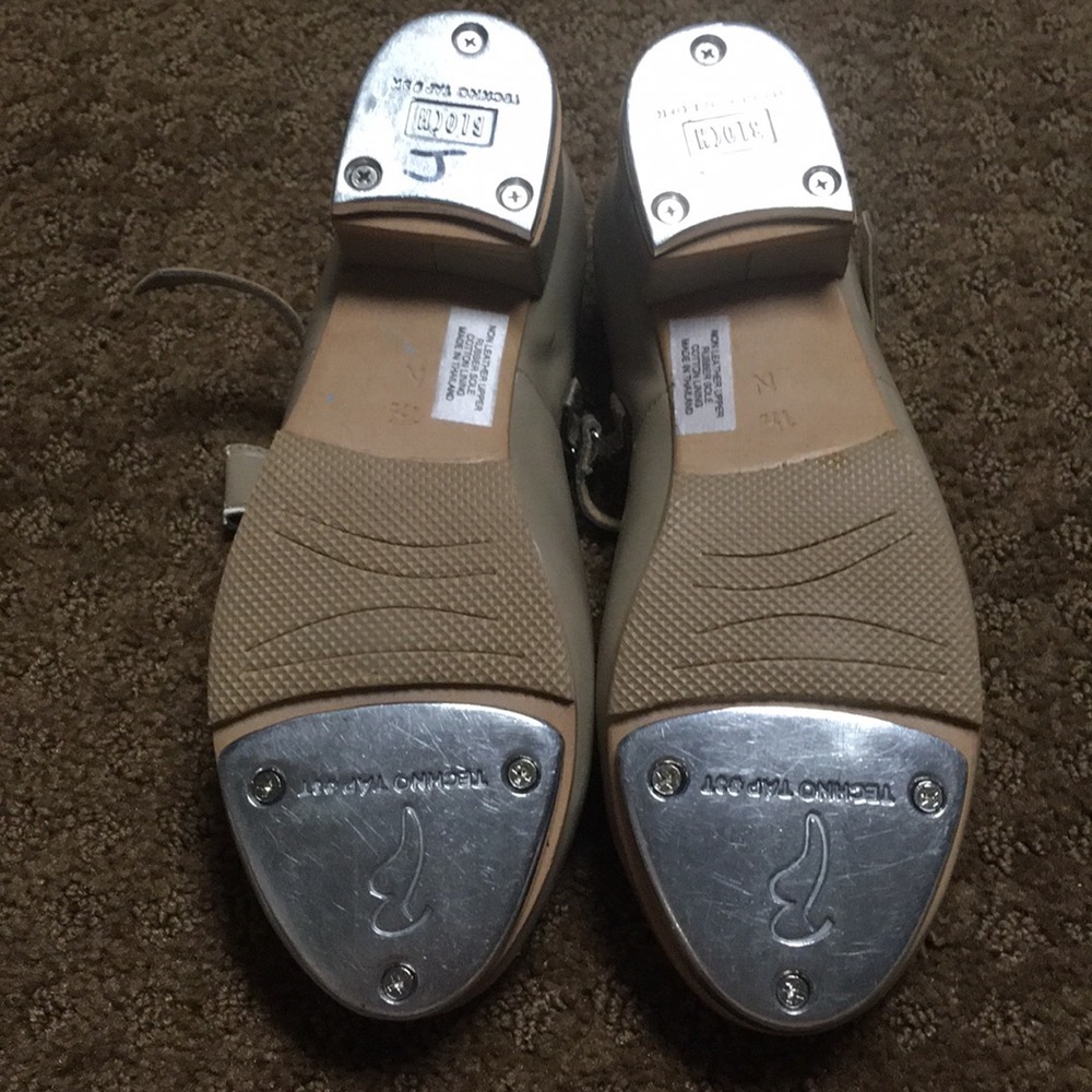 Tap shoes Bloch Girls size 1.5 dance preowned - Picture 6 of 6